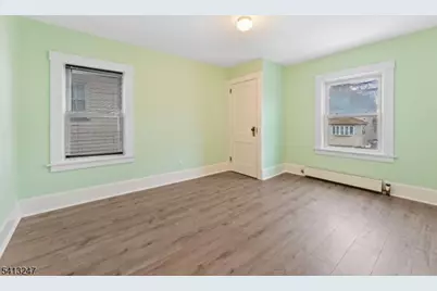 147 Clinton Ave, Clifton, NJ 07011 - Photo 10