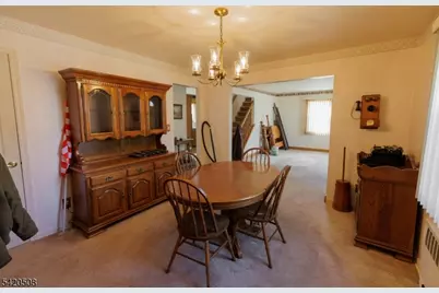 214 Maple St, Garwood, NJ 07027 - Photo 6