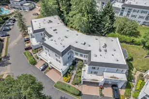 240 Riveredge Dr, Chatham Township, NJ 07928 - Photo 2