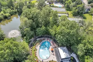 240 Riveredge Dr, Chatham Township, NJ 07928 - Photo 4