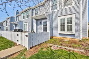 81 Almond Dr, Franklin Township, NJ 08873 - Photo 14