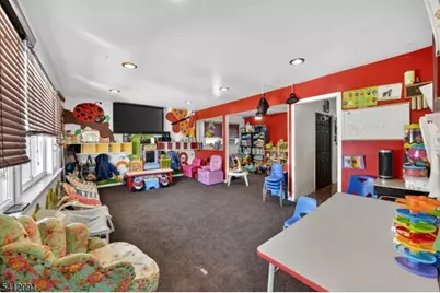 241 Halsted St, East Orange, NJ 07018 - Photo 6