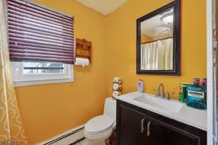 241 Halsted St, East Orange, NJ 07018 - Photo 18