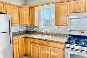 30 Cottage Pl, Garfield, NJ 07026 - Photo 4