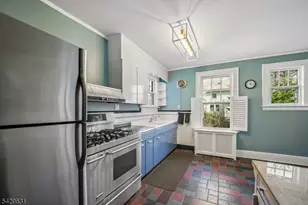 21 Broadview Ave, Maplewood, NJ 07040 - Photo 14