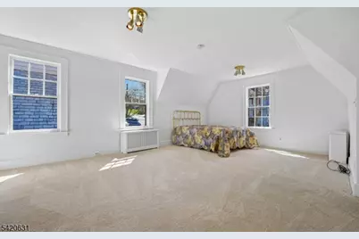 21 Broadview Ave, Maplewood, NJ 07040 - Photo 24