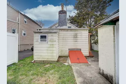 196 Lafayette St, Rahway, NJ 07065 - Photo 22