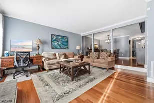 2304 Jamestown Common, Hillsborough Township, NJ 08844 - Photo 4