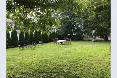 14 Walnut Pkwy #2, Montclair, NJ 07042 - Photo 2