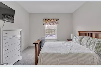 5320 Richmond Rd #320, West Milford, NJ 07480 - Photo 16