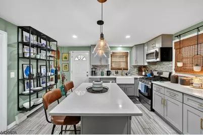 133 Brill St, Newark, NJ 07105 - Photo 8