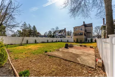 150 W 5th Ave, Roselle, NJ 07203 - Photo 34