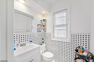 150 W 5th Ave, Roselle, NJ 07203 - Photo 22