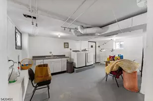 150 W 5th Ave, Roselle, NJ 07203 - Photo 28