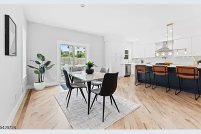 132 N 17th St, East Orange, NJ 07017 - Photo 8