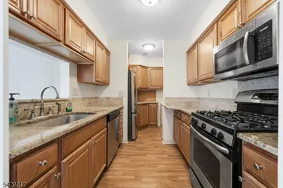 114 Henley Dr #114, Franklin Township, NJ 08873 - Photo 1