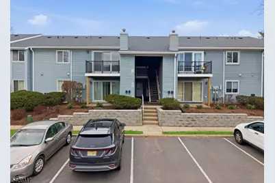 114 Henley Dr #114, Franklin Township, NJ 08873 - Photo 2