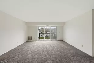 114 Henley Dr, Franklin Township, NJ 08873 - Photo 6