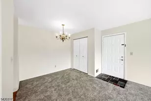 114 Henley Dr, Franklin Township, NJ 08873 - Photo 4