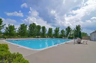 692 Honeybrook Cir, Lopatcong Township, NJ 08886 - Photo 20