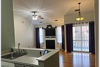 692 Honeybrook Cir #692, Lopatcong Township, NJ 08886 - Photo 6