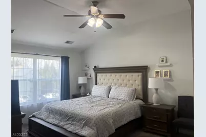 692 Honeybrook Cir #692, Lopatcong Township, NJ 08886 - Photo 10