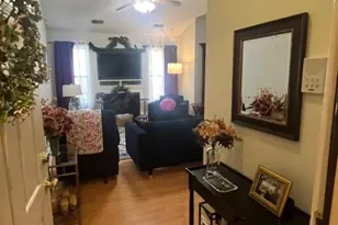 692 Honeybrook Cir, Lopatcong Township, NJ 08886 - Photo 1