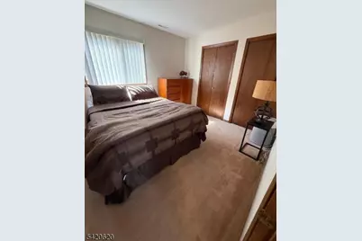 2 Stowe Ct, Vernon, NJ 07462 - Photo 2