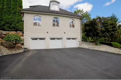 49 Cherokee Ct, Sparta Township, NJ 07871 - Photo 6