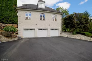 49 Cherokee Ct, Sparta Township, NJ 07871 - Photo 6