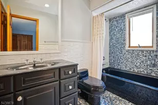 49 Cherokee Ct, Sparta Township, NJ 07871 - Photo 30