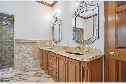 49 Cherokee Ct, Sparta Township, NJ 07871 - Photo 24