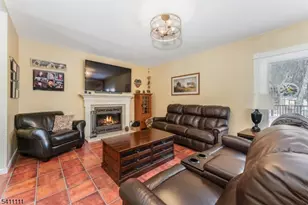 434 Charlestown Rd, Bethlehem Township, NJ 08827 - Photo 18