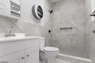 223 Pine St, Elizabeth, NJ 07206 - Photo 22