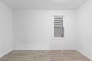 223 Pine St, Elizabeth, NJ 07206 - Photo 8