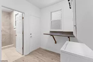 223 Pine St, Elizabeth, NJ 07206 - Photo 16