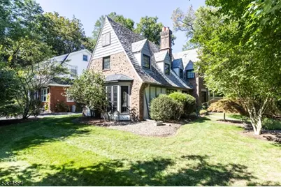 2 Harding Ter, Morristown, NJ 07960 - Photo 12