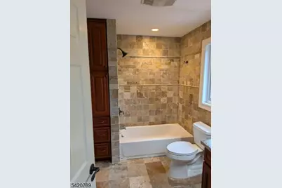 54 Riverview Cir, Little Falls Township, NJ 07424 - Photo 4