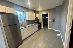 17 Home St, Franklin Township, NJ 08873 - Photo 6