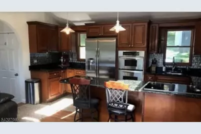 112 Seneca Lake Rd, Sparta Township, NJ 07871 - Photo 4