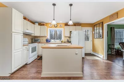 447 Bellwood Ave, Bethlehem Township, NJ 08802 - Photo 22