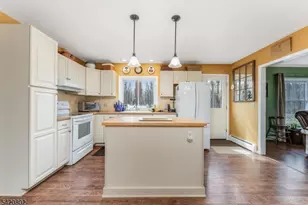 447 Bellwood Ave, Bethlehem Township, NJ 08802 - Photo 22