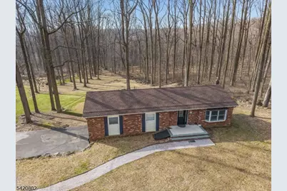 447 Bellwood Ave, Bethlehem Township, NJ 08802 - Photo 2