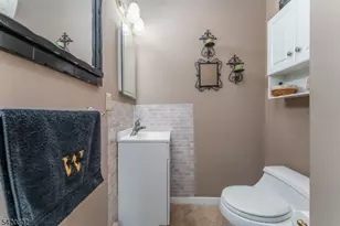 447 Bellwood Ave, Bethlehem Township, NJ 08802 - Photo 28