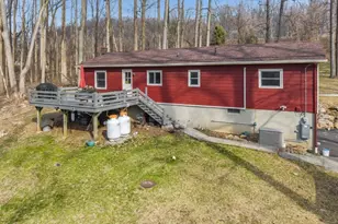 447 Bellwood Ave, Bethlehem Township, NJ 08802 - Photo 4