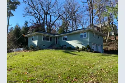 28 Edgehill Ave, Chatham, NJ 07928 - Photo 1