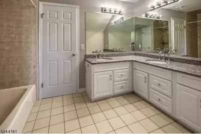 16 Manor Dr, Morris Township, NJ 07960 - Photo 30