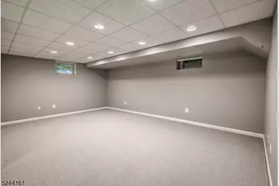 16 Manor Dr, Morris Township, NJ 07960 - Photo 32