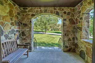 16 Manor Dr, Morris Township, NJ 07960 - Photo 4