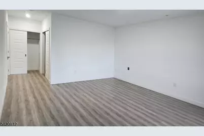211 Baldwin Ave #403, Jersey City, NJ 07306 - Photo 22
